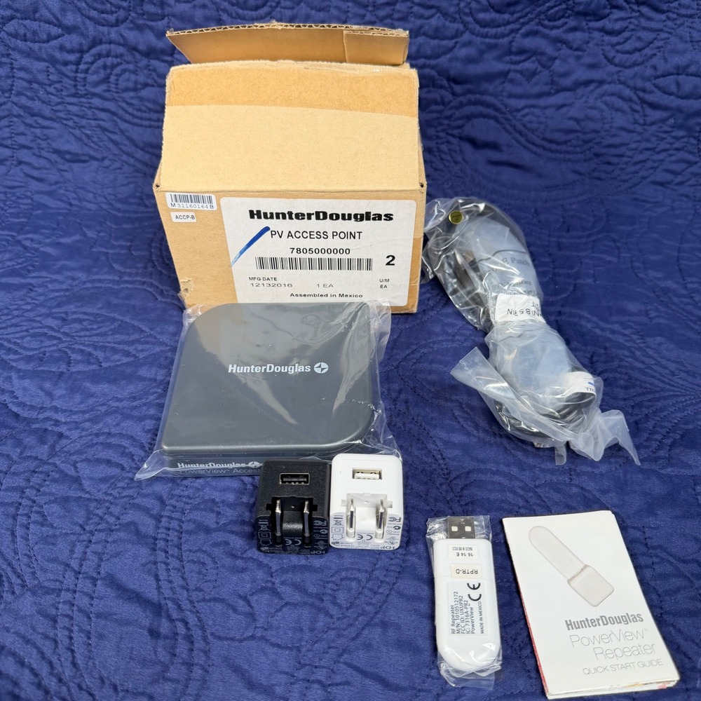 Hunter Douglas PowerView Access Point 7805000000 and Repeater RPTR-D Kit Read